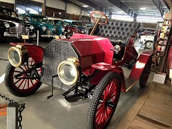 WAAAM's 1907 Everybody's Auto on display in the museum.