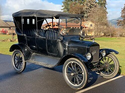 WAAAM's 1918 Ford Model T Touring Car enjoying the sunshine.