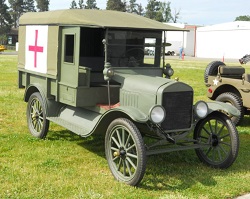 WAAAM's WWI Army Ambulance was restored entirely by volunteers!