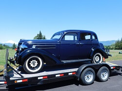 WAAAM's 1935 Chrysler Airstream just as it arrived at the museum in 2017.