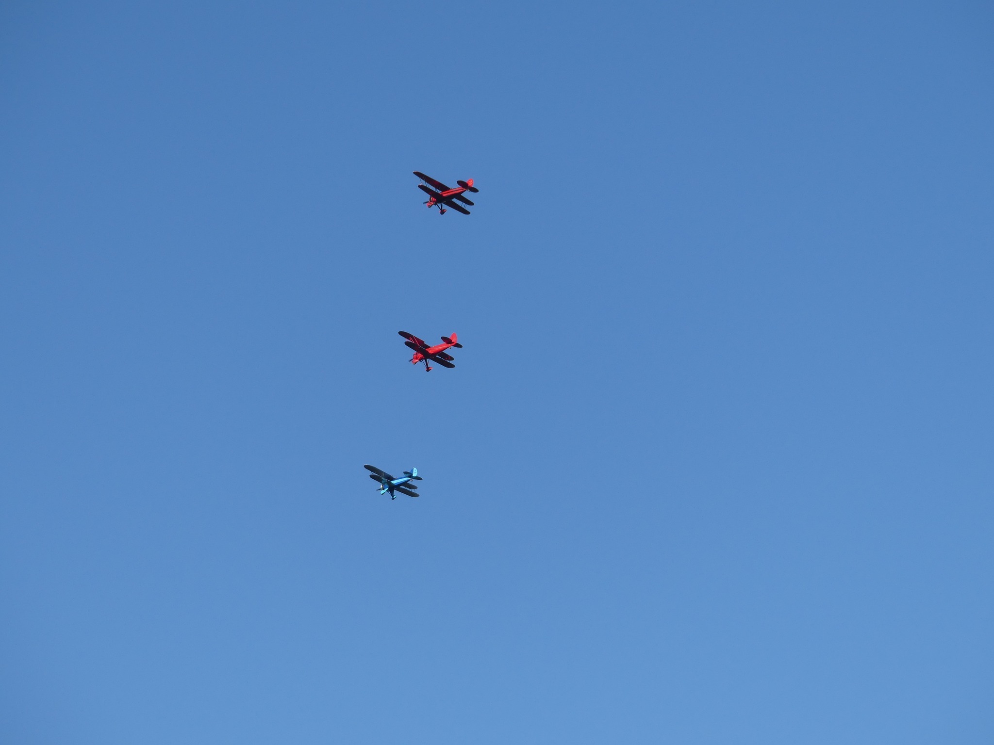 waco-flying-in-formation